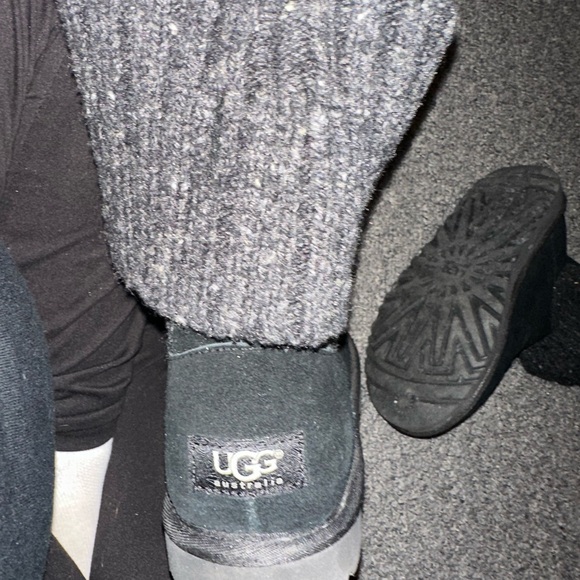 UGG Black Knit Boots - Picture 2 of 10